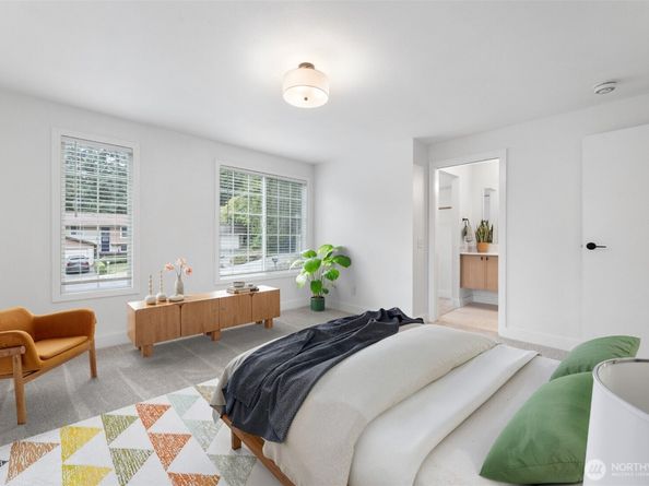 17106 NE 31st Place, Bellevue WA 98008