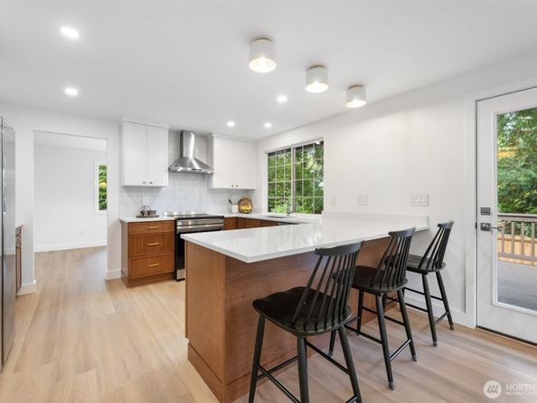 17106 NE 31st Place, Bellevue WA 98008