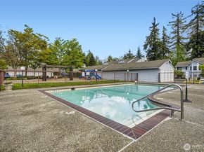 23325 Cedar Way G105, Mountlake Terrace WA 98043