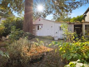327 24th Avenue E, Seattle WA 98112