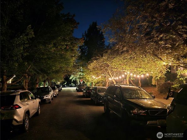 916 20th Avenue E, Seattle WA 98112