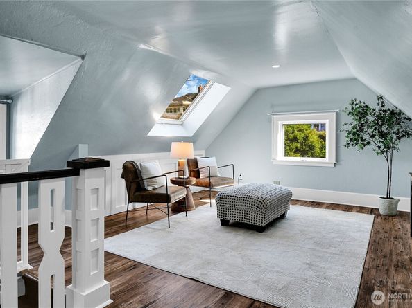 916 20th Avenue E, Seattle WA 98112