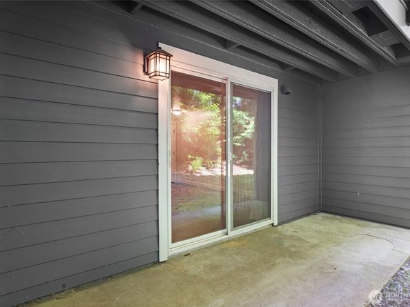 14010 NE 181st Place C102, Woodinville WA 98072