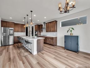 2002 106th Avenue SE, Lake Stevens WA 98258