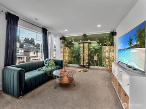 2002 106th Avenue SE, Lake Stevens WA 98258