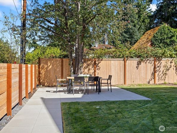 2349 NE 127th Street, Seattle WA 98125
