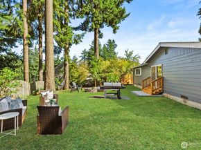 102 N 184th Street, Shoreline WA 98133
