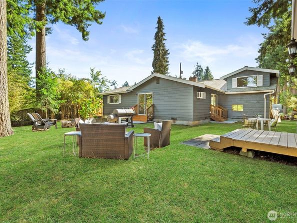 102 N 184th Street, Shoreline WA 98133