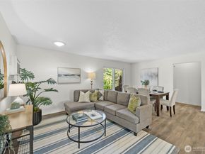 102 N 184th Street, Shoreline WA 98133