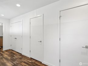 6325 34th Avenue SW C, Seattle WA 98126