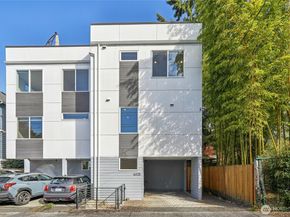 6325 34th Avenue SW C, Seattle WA 98126