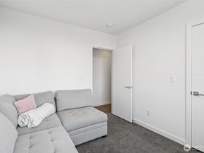6325 34th Avenue SW C, Seattle WA 98126