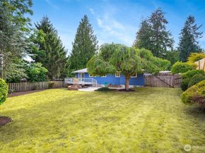 24125 2nd Place W, Bothell WA 98021