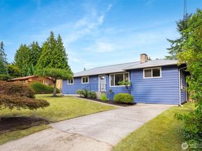 24125 2nd Place W, Bothell WA 98021