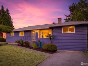 24125 2nd Place W, Bothell WA 98021