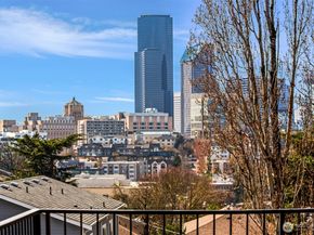 332 17th Avenue B, Seattle WA 98122
