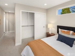 332 17th Avenue B, Seattle WA 98122