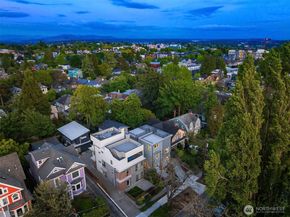 332 17th Avenue B, Seattle WA 98122