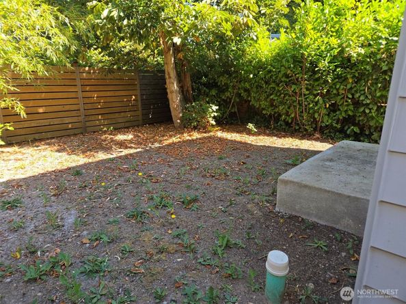 1610 N 143rd Street, Seattle WA 98133