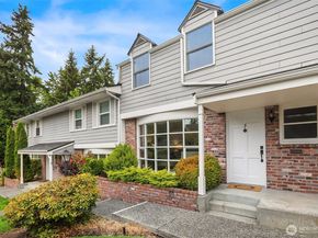 1420 Bellevue Way SE 5, Bellevue WA 98004