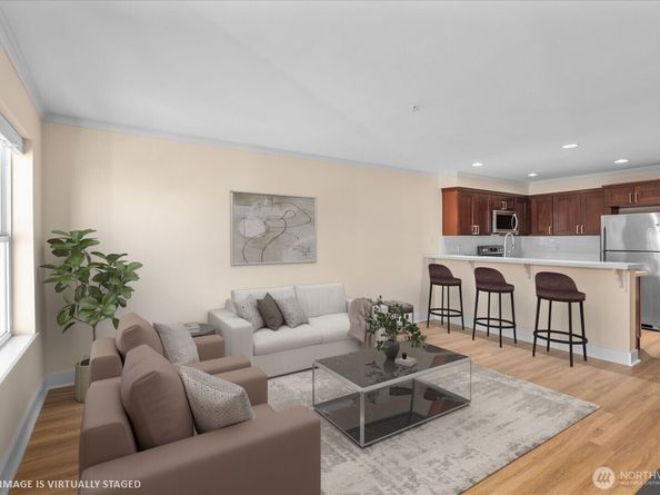 1417 Queen Anne Avenue N 313, Seattle WA 98109