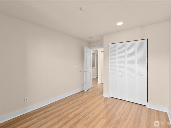 1417 Queen Anne Avenue N 313, Seattle WA 98109