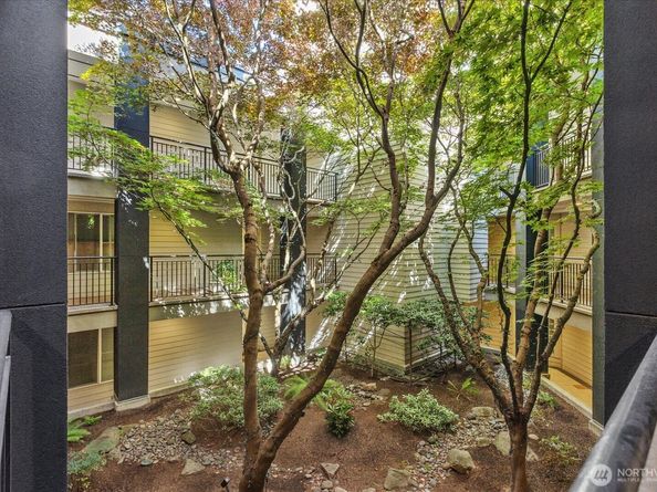 1417 Queen Anne Avenue N 313, Seattle WA 98109