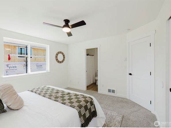 1330 SE Casandra Loop, Port Orchard WA 98366