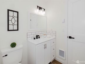 1330 SE Casandra Loop, Port Orchard WA 98366