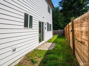 1330 SE Casandra Loop, Port Orchard WA 98366
