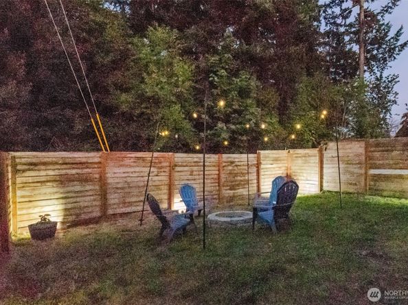 1330 SE Casandra Loop, Port Orchard WA 98366
