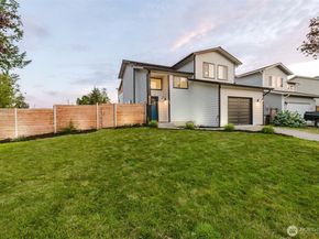 1330 SE Casandra Loop, Port Orchard WA 98366