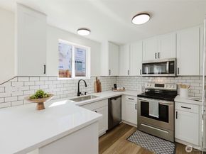 1330 SE Casandra Loop, Port Orchard WA 98366