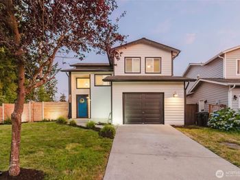 1330 SE Casandra Loop