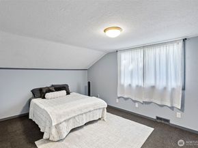 2017 SE Juniper Ct, Port Orchard WA 98366
