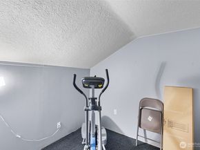 2017 SE Juniper Ct, Port Orchard WA 98366