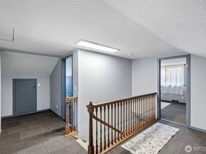 2017 SE Juniper Ct, Port Orchard WA 98366