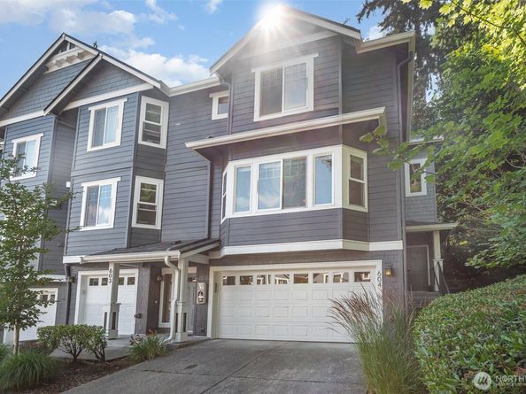 5523 Lakemont Boulevard SE 604, Bellevue WA 98006