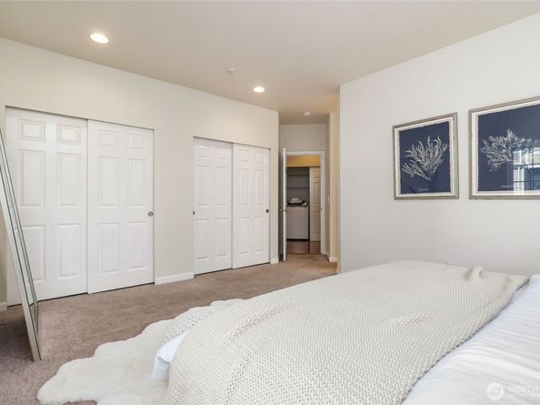 18606 NE 57th Street, Redmond WA 98052