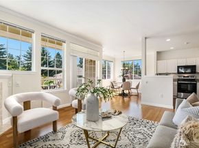 18606 NE 57th Street, Redmond WA 98052