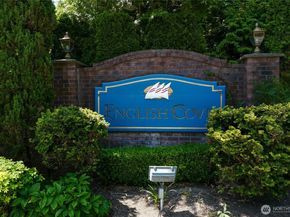 18606 NE 57th Street, Redmond WA 98052