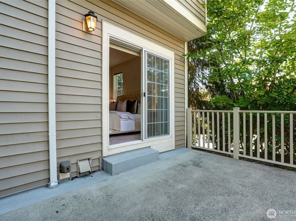 18606 NE 57th Street, Redmond WA 98052
