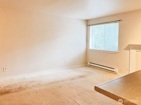 15415 35th Avenue W B202, Lynnwood WA 98087
