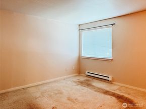 15415 35th Avenue W B202, Lynnwood WA 98087