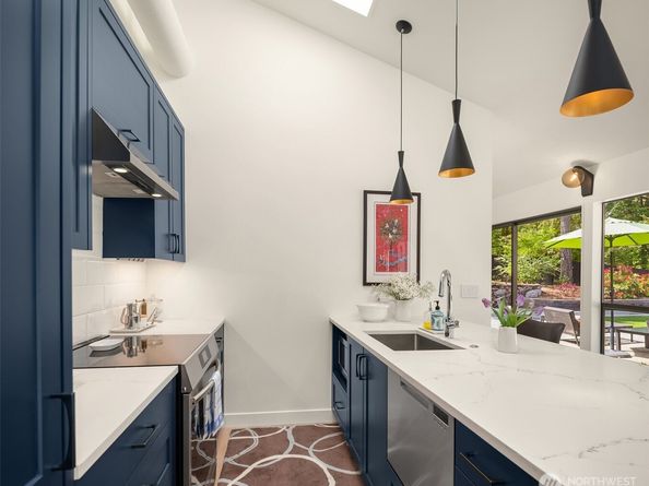 13403 NE 33rd Lane, Bellevue WA 98005