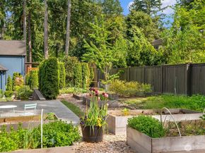13403 NE 33rd Lane, Bellevue WA 98005