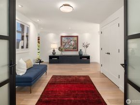 13403 NE 33rd Lane, Bellevue WA 98005