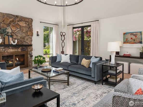 13403 NE 33rd Lane, Bellevue WA 98005