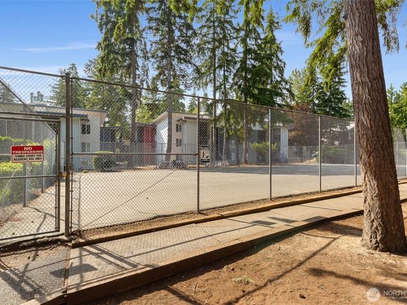 14620 NE 31st Street E202, Bellevue WA 98007