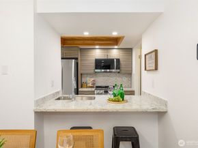 14620 NE 31st Street E202, Bellevue WA 98007